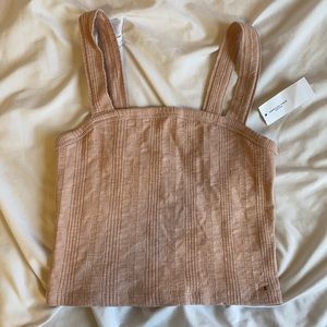 American Eagle blush crop top